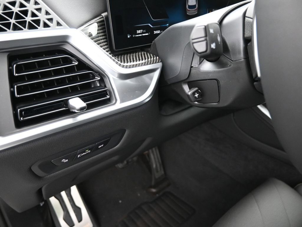 New 2026 BMW X5 M60i AWD/4WD image 16