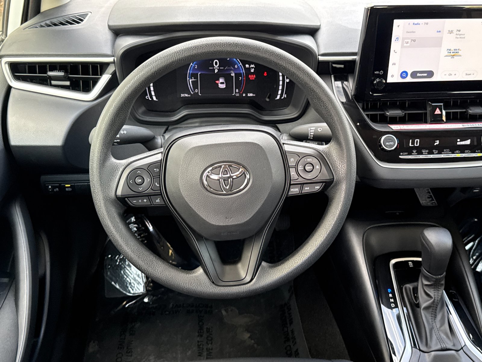 Used 2026 Toyota Corolla LE w/ LE Premium Package FWD image 14