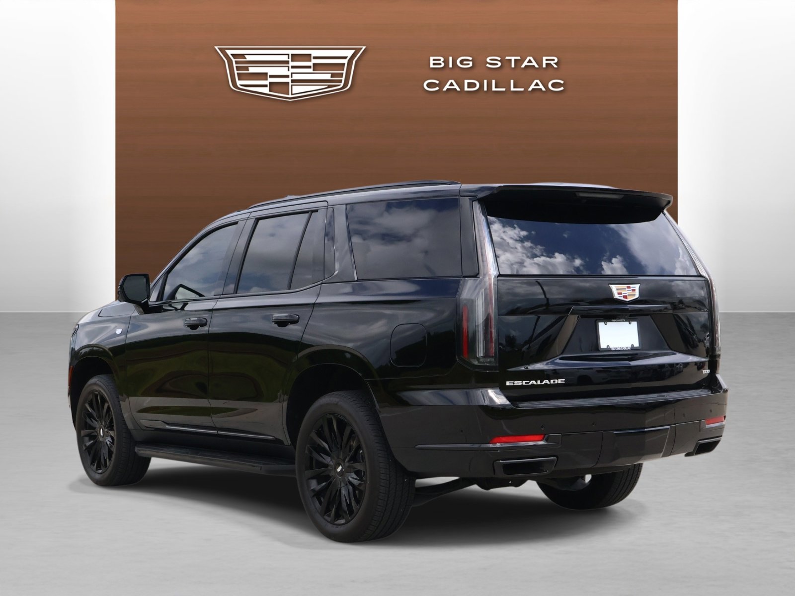Used 2026 Cadillac Escalade 2WD w/ LPO, Floor Liner Package image 3