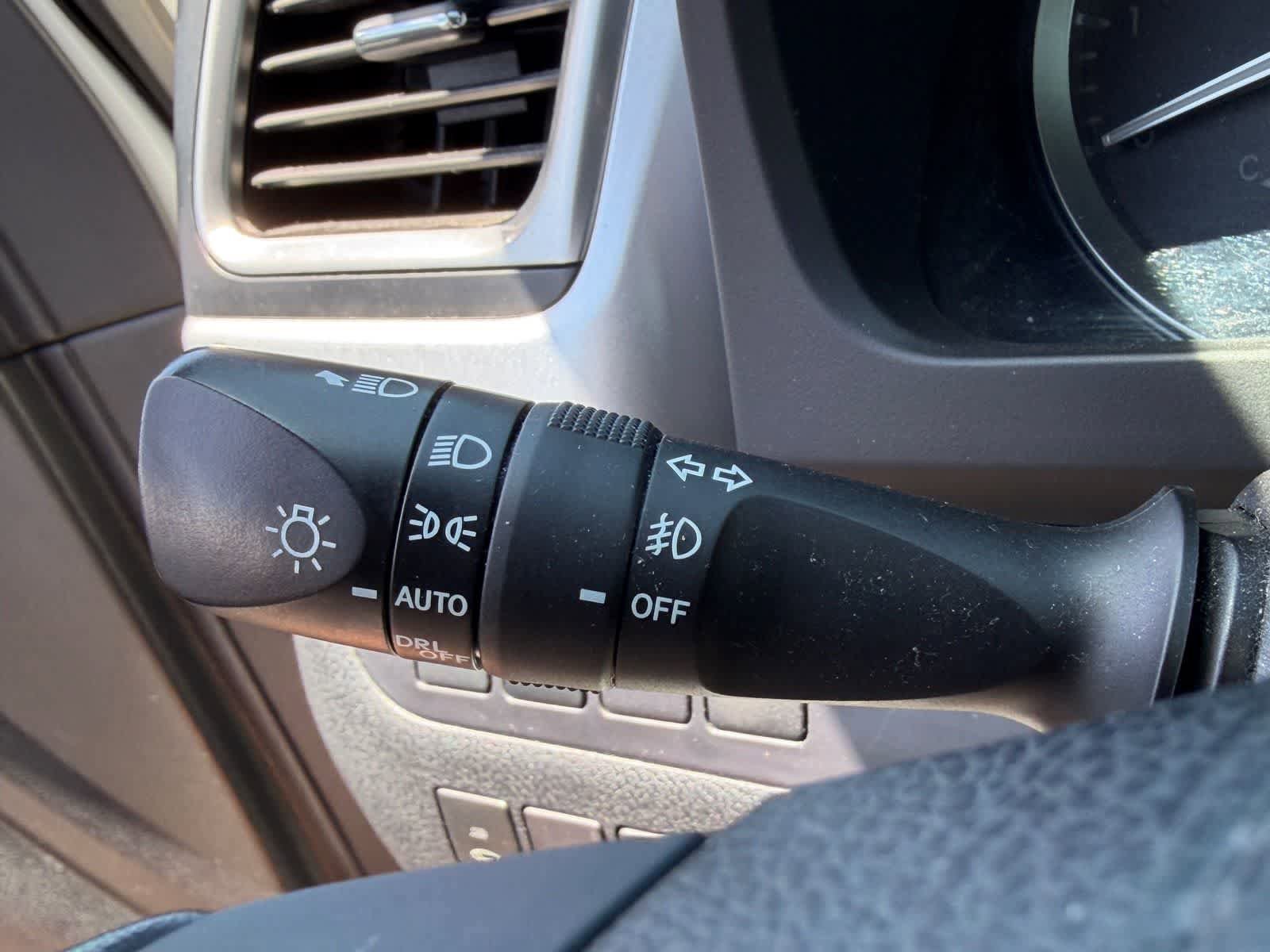 Used 2017 Toyota Highlander XLE FWD image 15