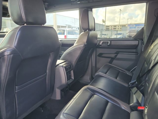 Used 2025 Ford Bronco Outer Banks image 6
