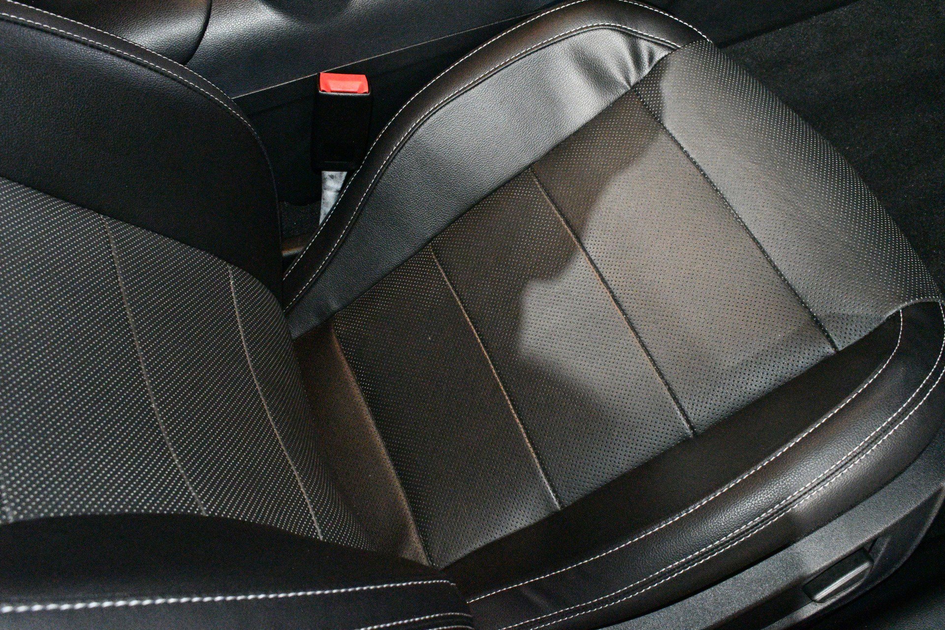 Used 2021 Ford Mustang GT Premium w/ GT Performance Package image 12