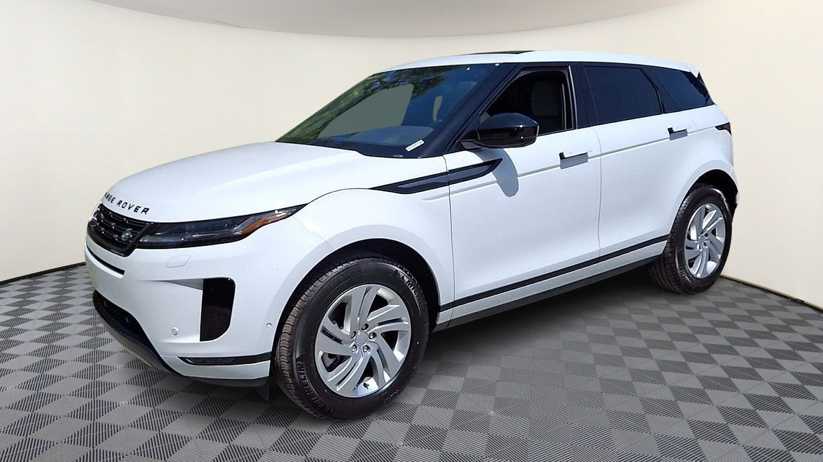Certified 2026 Land Rover Range Rover Evoque S AWD/4WD image 4
