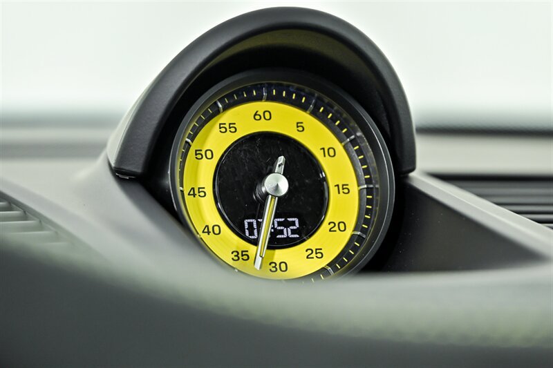Used 2024 Porsche 911 GT3 RS RWD image 30