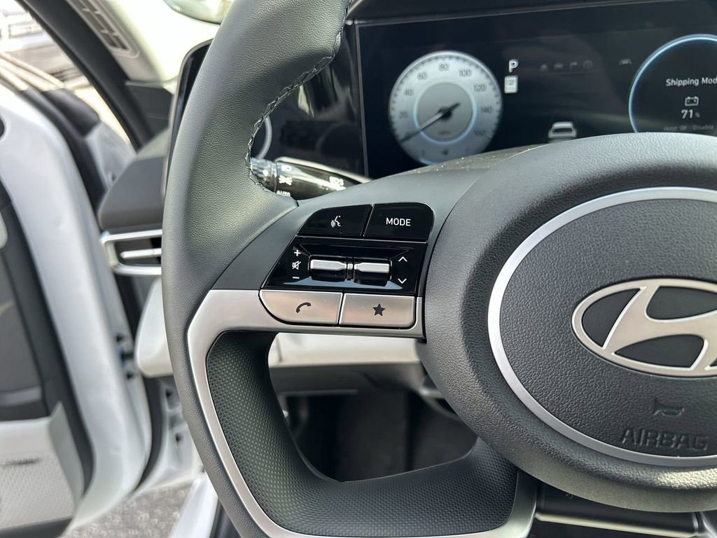 New 2026 Hyundai Elantra Limited image 29