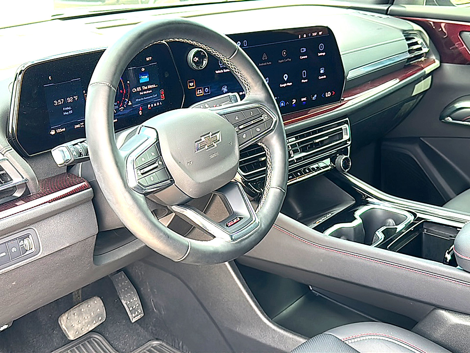 Used 2025 Chevrolet Traverse Z71 AWD/4WD image 13