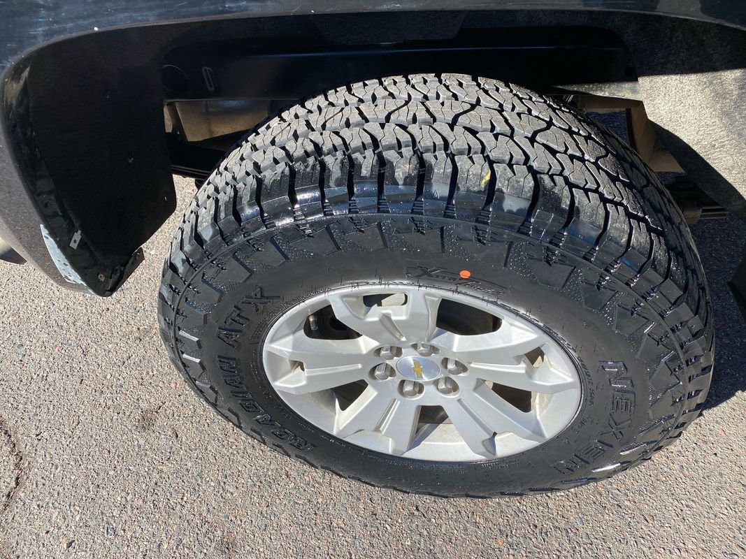 Used 2015 Chevrolet Colorado LT w/ LT Convenience Package image 14