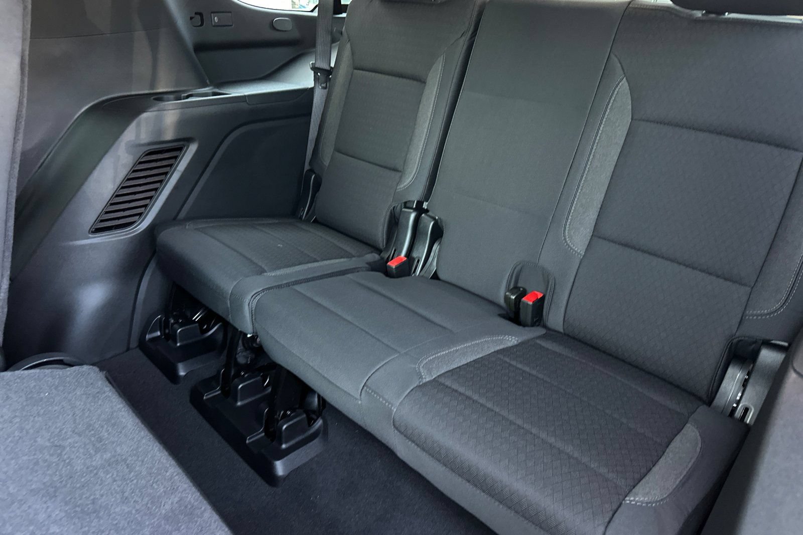 New 2026 Chevrolet Tahoe LS w/ LPO, Dark Essentials Package RWD image 15