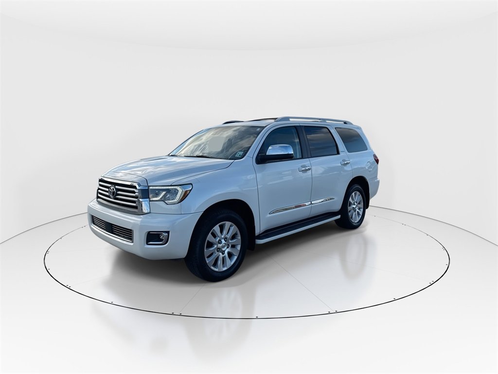 Used 2020 Toyota Sequoia Platinum image 4