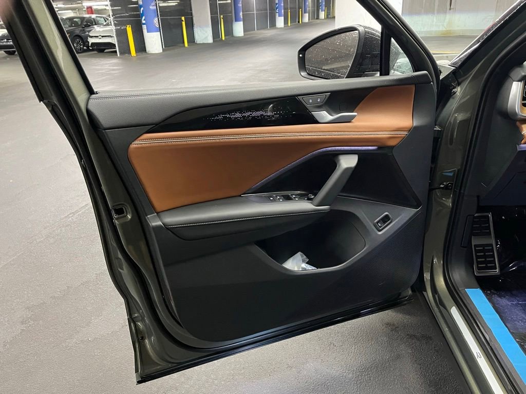 New 2026 Volkswagen Tiguan SEL R-Line AWD/4WD image 20