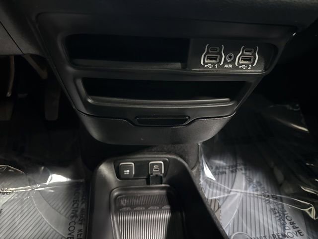Used 2021 Chrysler Pacifica Touring-L w/ S Appearance Package FWD image 23