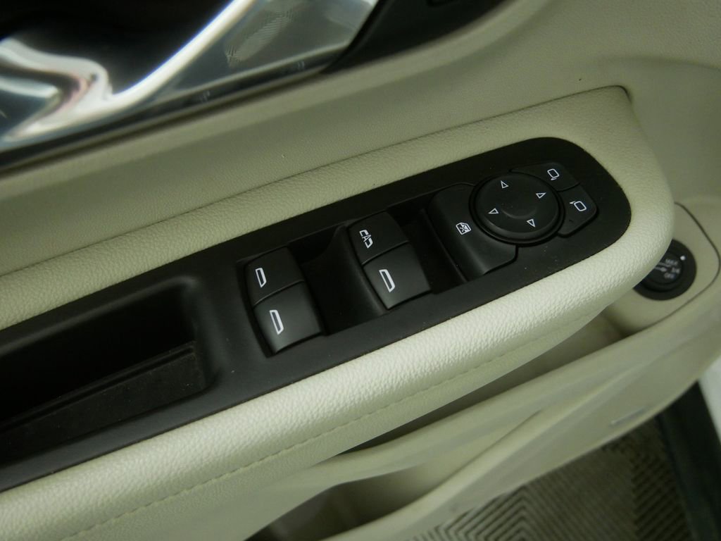 Used 2020 GMC Terrain Denali w/ Denali Premium Package image 15