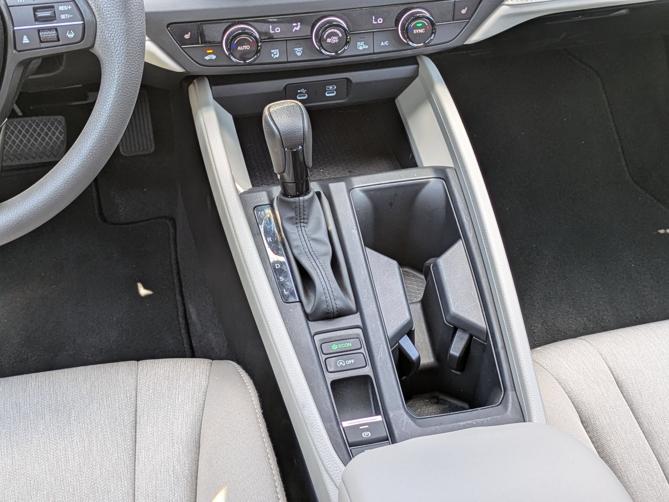 Certified 2025 Honda Accord SE image 19