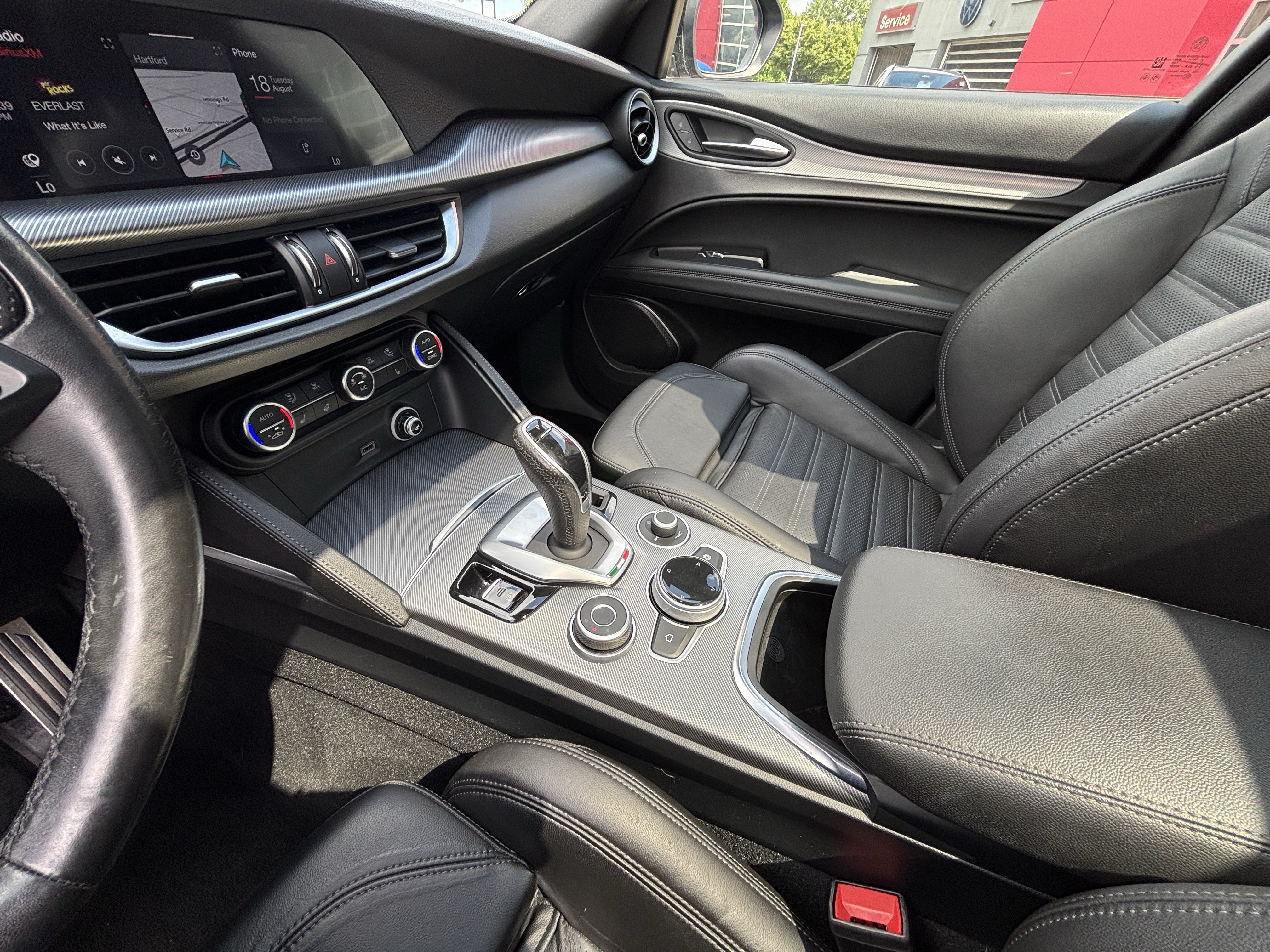 Certified 2023 Alfa Romeo Stelvio Veloce AWD/4WD image 23