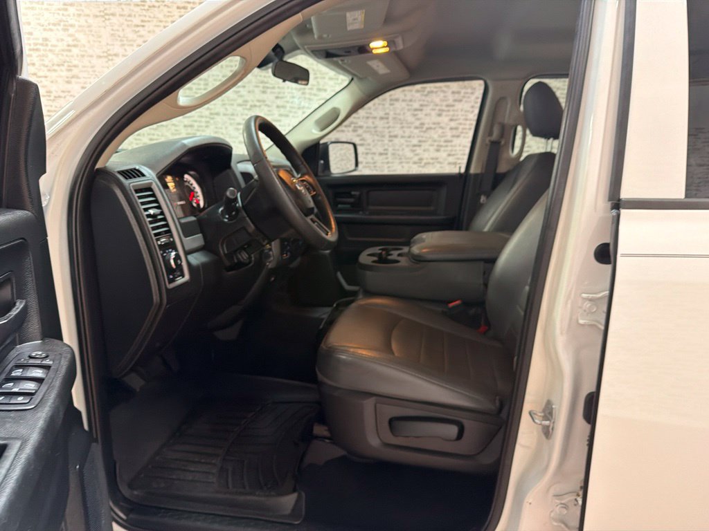 Used 2019 RAM 1500 Express AWD/4WD image 27