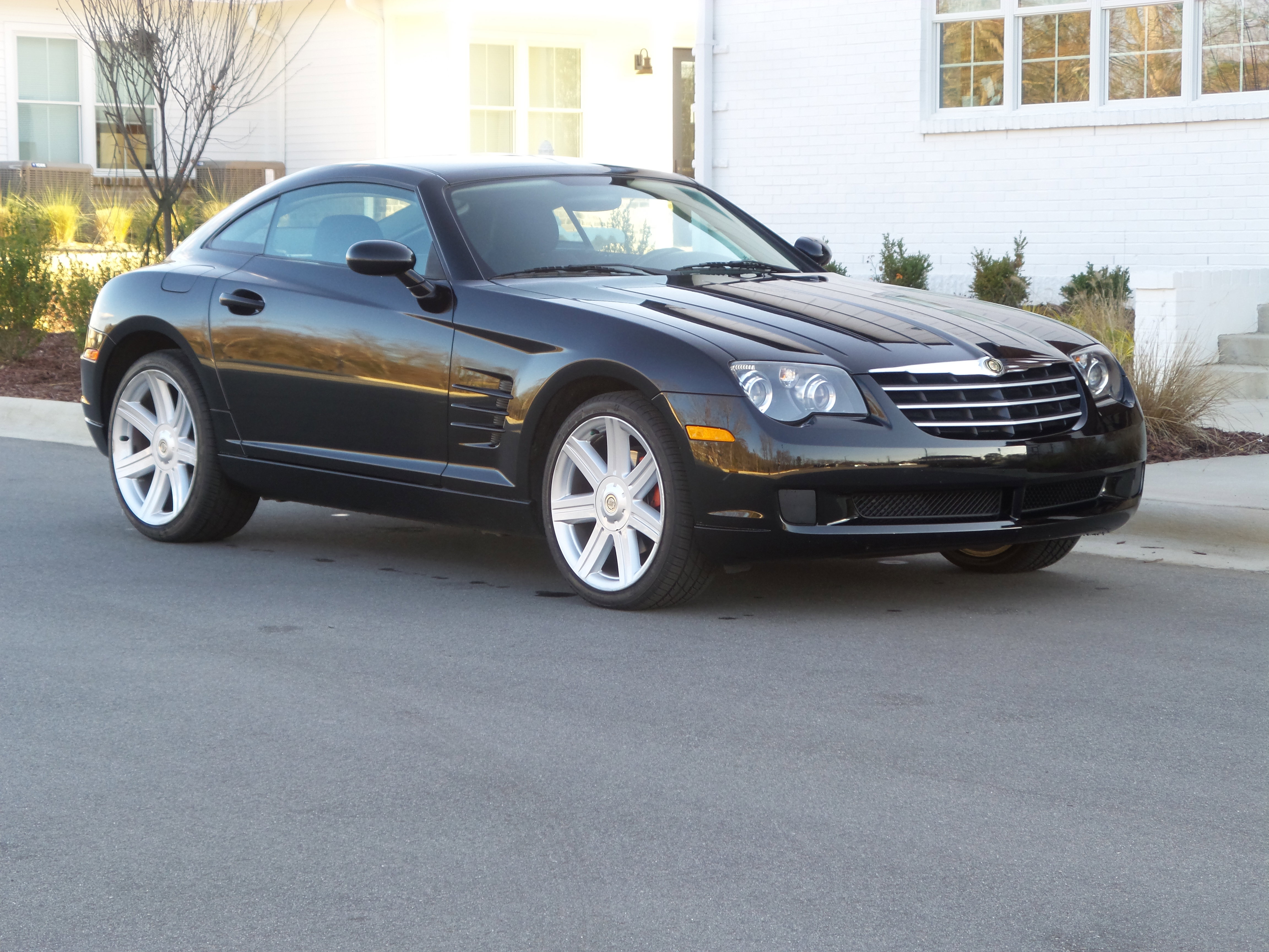 Used 2007 Chrysler Crossfire Coupe image 3
