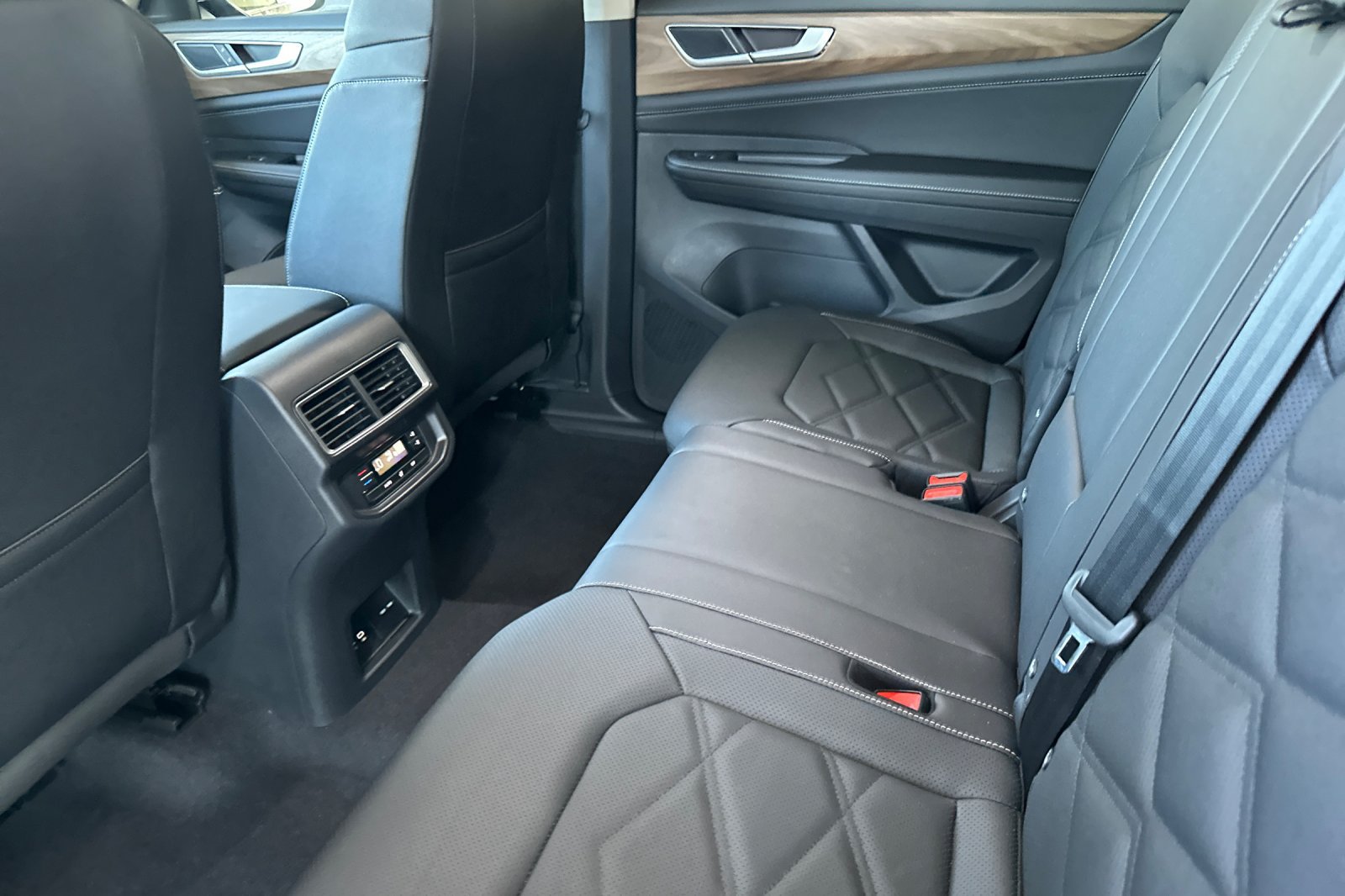 New 2026 Volkswagen Atlas SE AWD/4WD image 12