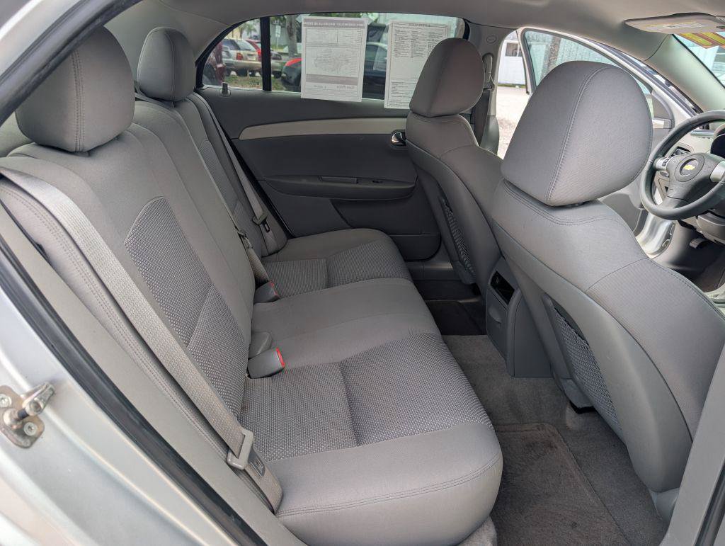 Used 2011 Chevrolet Malibu LS FWD image 12