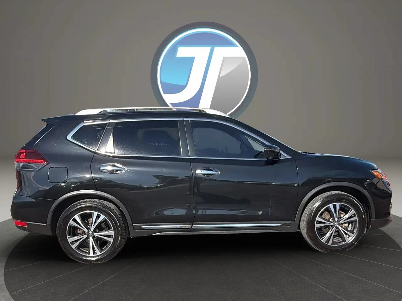 Used 2018 Nissan Rogue SL FWD image 29