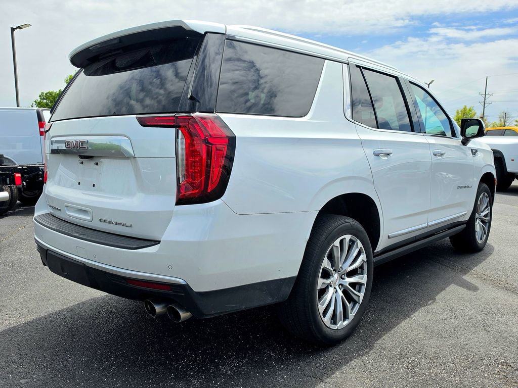 Used 2021 GMC Yukon Denali w/ Denali Premium Package AWD/4WD image 13