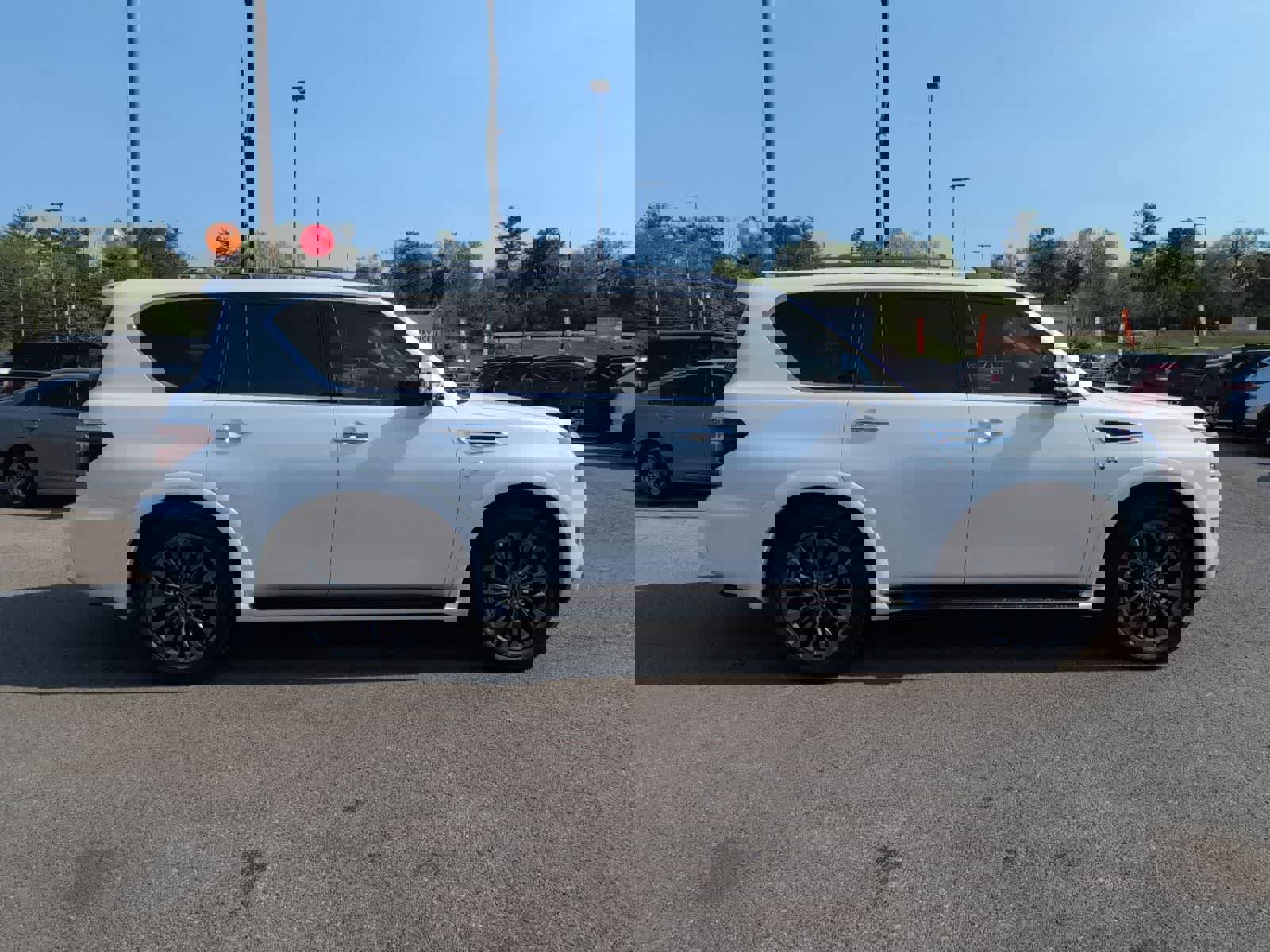 Used 2021 Nissan Armada Platinum w/ Captain's Chairs Package image 9