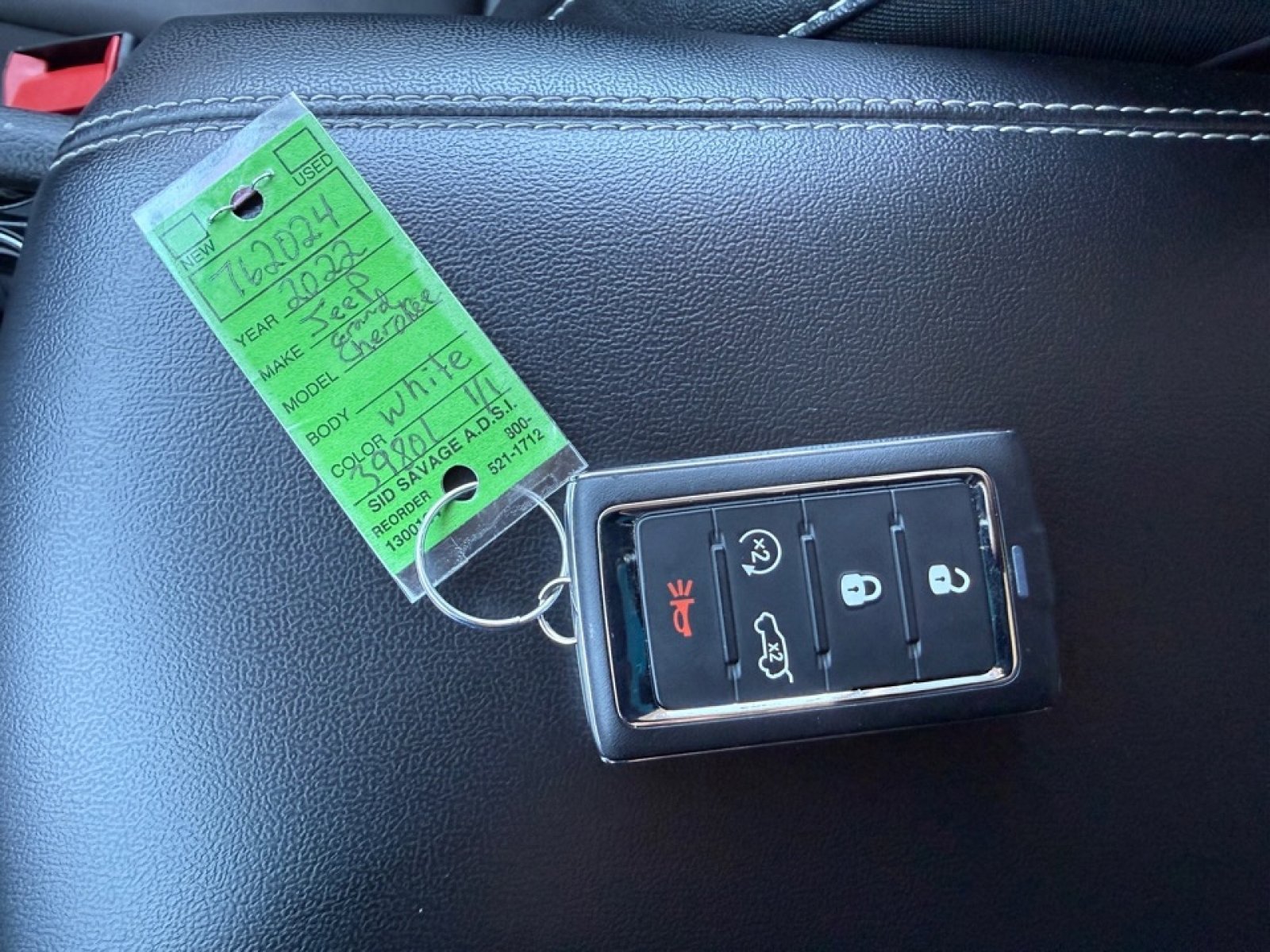 Used 2022 Jeep Grand Cherokee Limited image 45