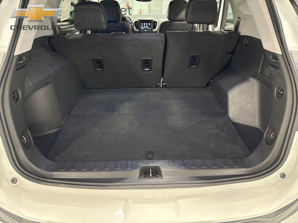 Used 2023 GMC Terrain SLE w/ Driver Convenience Package image 30