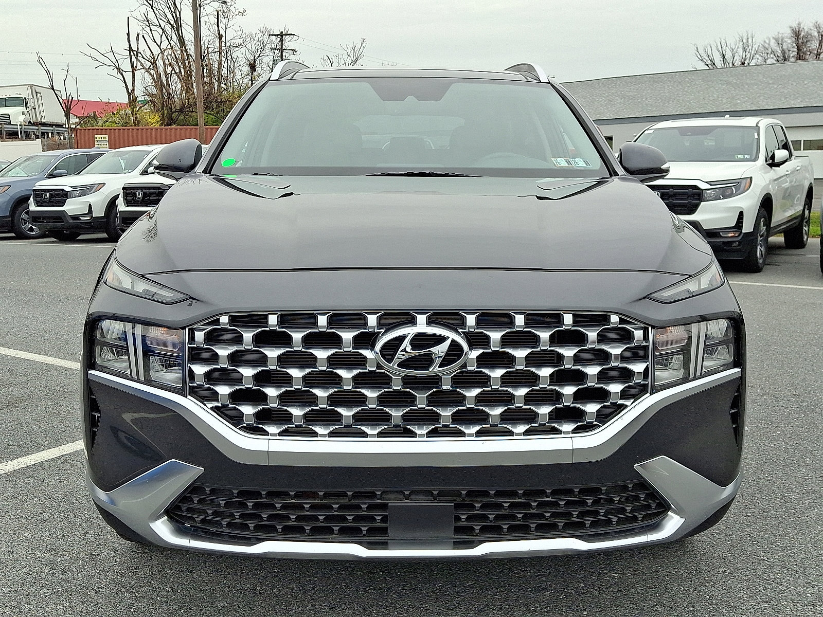 Used 2022 Hyundai Santa Fe SEL w/ Convenience + Premium Package image 2