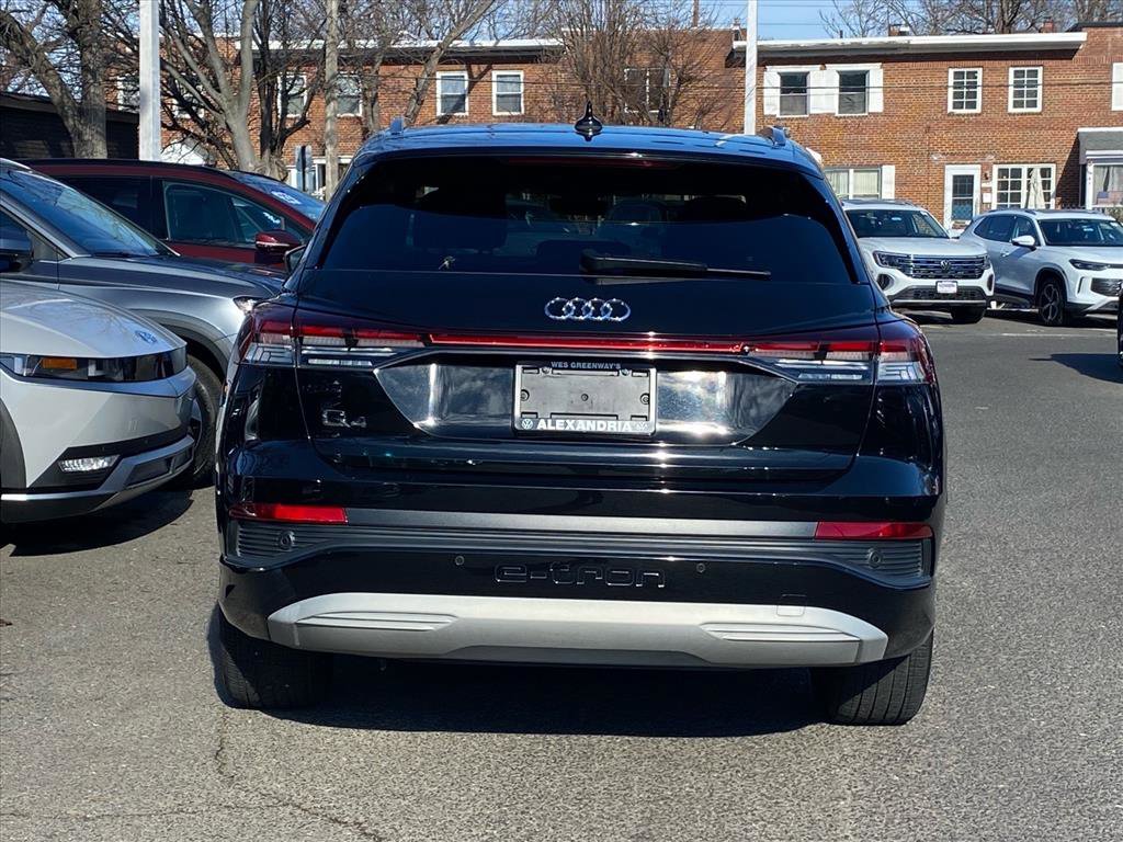 Used 2023 Audi Q4 e-tron Premium Plus w/ Premium Plus image 4