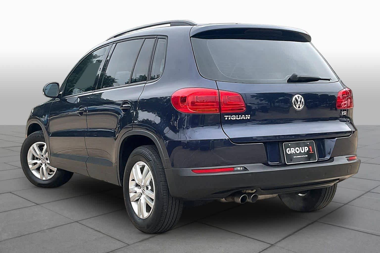 Used 2016 Volkswagen Tiguan S FWD image 12