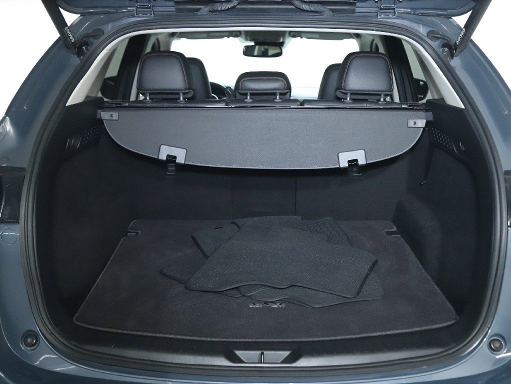 Certified 2023 MAZDA CX-5 Carbon Edition image 31
