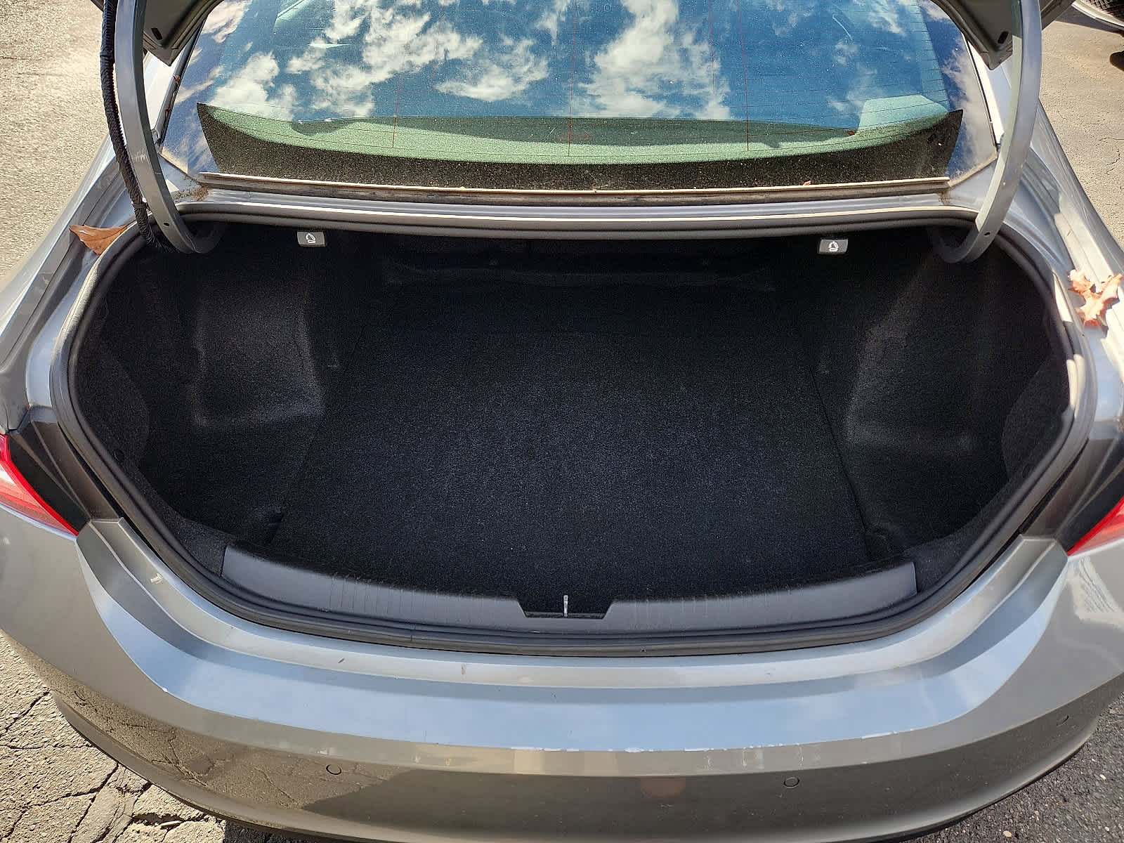 Used 2024 Chevrolet Malibu LT image 28