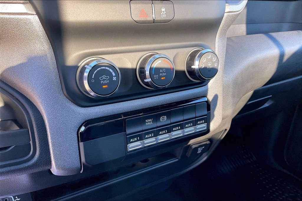 New 2024 RAM 4500 Tradesman RWD image 15