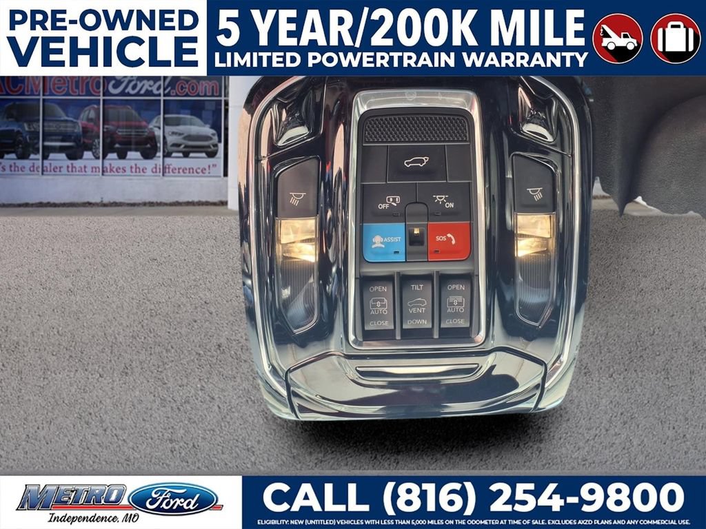 Used 2023 Jeep Grand Wagoneer L Series III w/ Rear Seat Video Group 1 AWD/4WD image 23