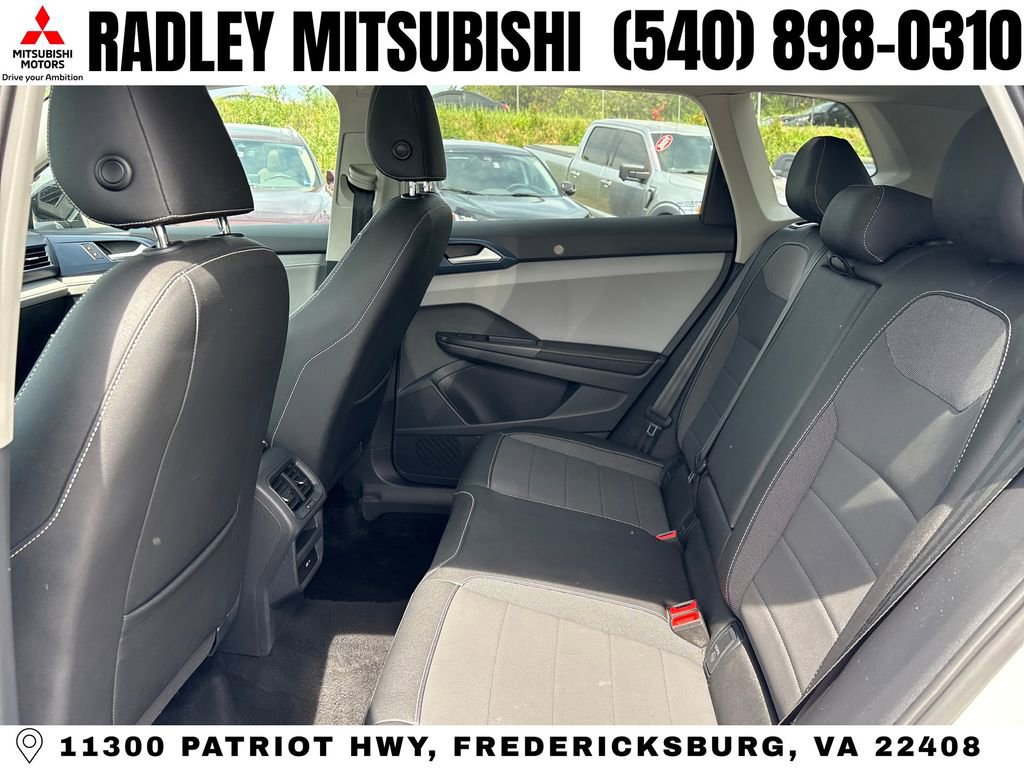 Used 2024 Volkswagen Taos SE image 12