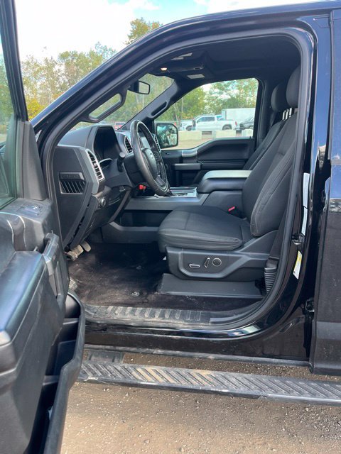 Used 2016 Ford F150 XLT w/ Equipment Group 302A Luxury AWD/4WD image 9