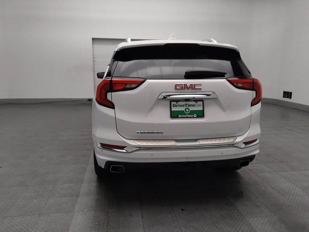 Used 2020 GMC Terrain Denali w/ Denali Premium Package FWD image 6