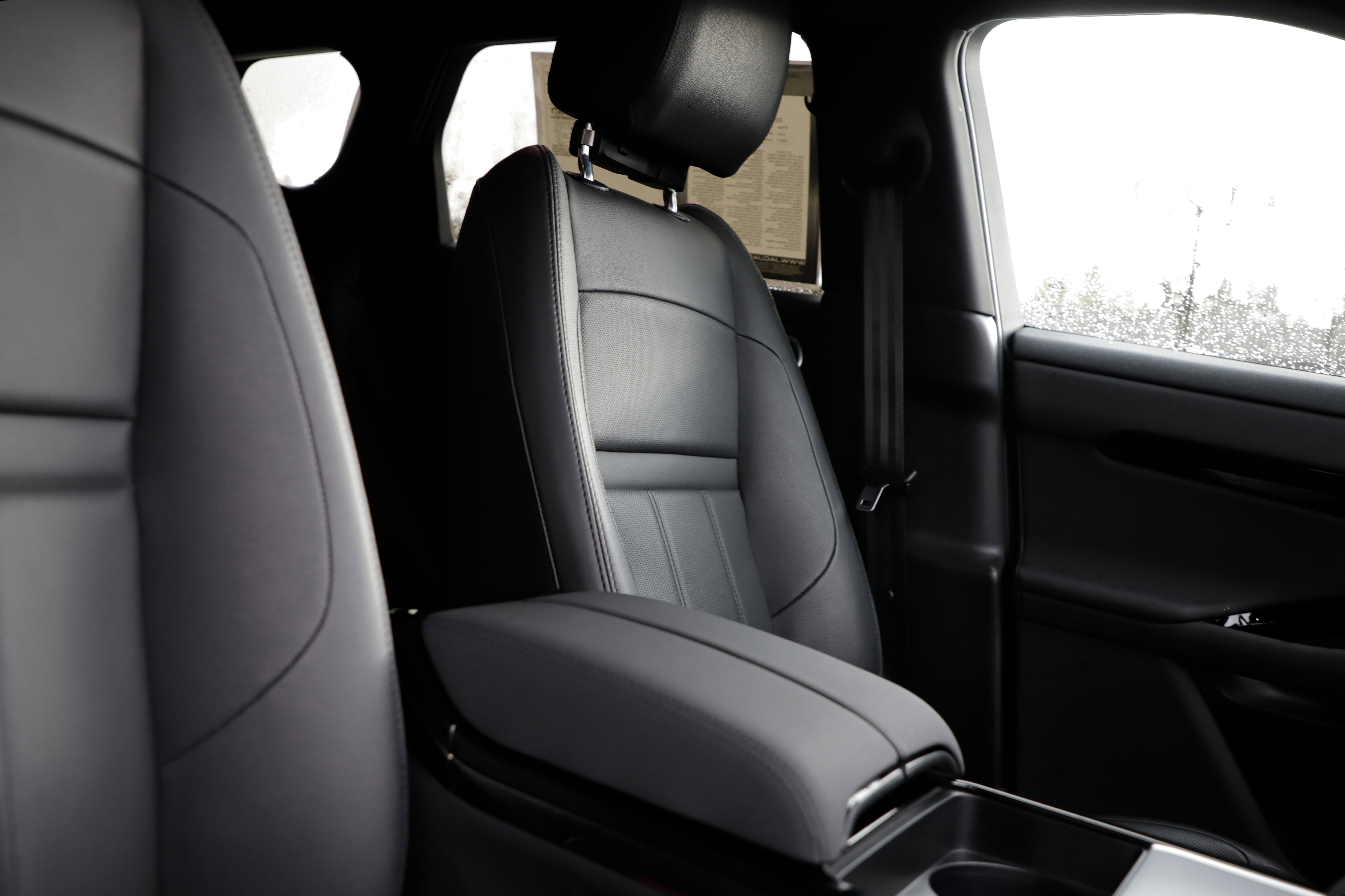 Certified 2025 Land Rover Range Rover Evoque S image 12