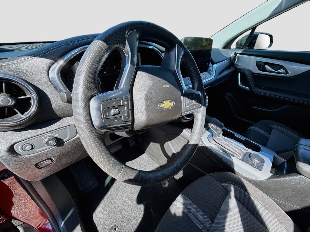 Used 2023 Chevrolet Blazer LT w/ Convenience Package FWD image 12