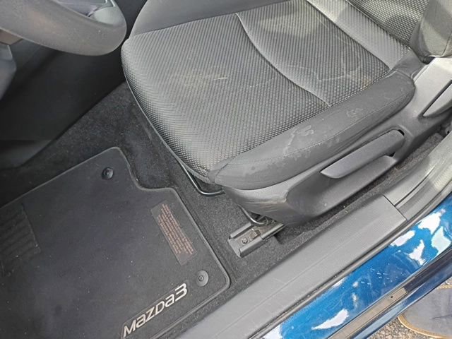 Used 2018 MAZDA MAZDA3 Sport image 24