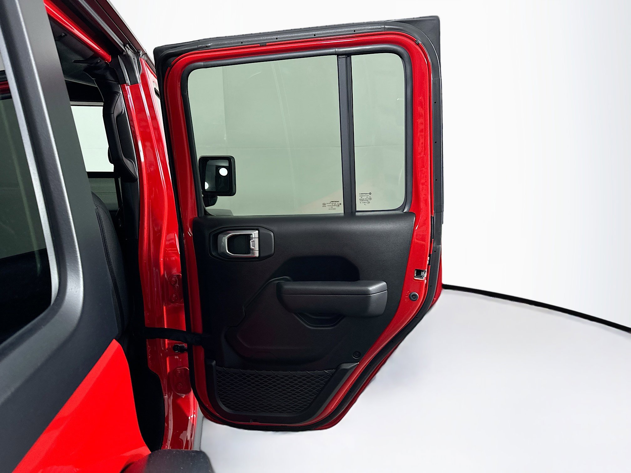 Used 2024 Jeep Wrangler Willys image 28