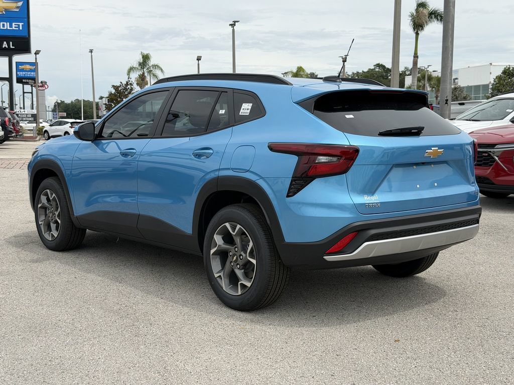 New 2026 Chevrolet Trax LT FWD image 7