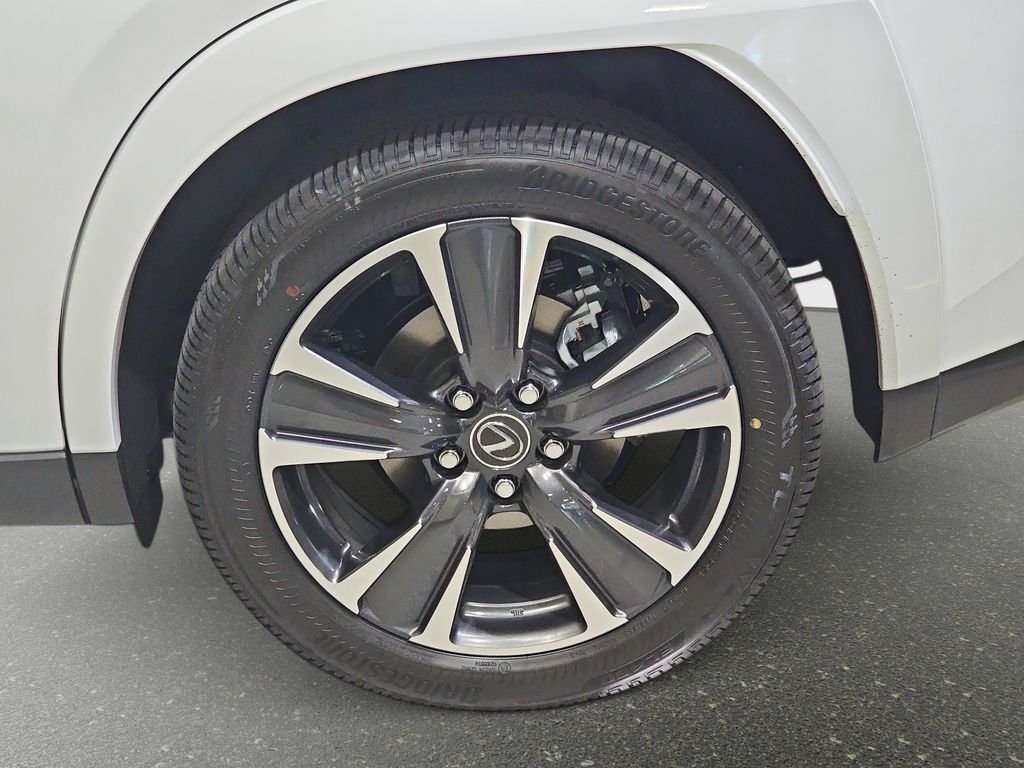 New 2026 Lexus UX 300h AWD w/ Cold Area Package image 32