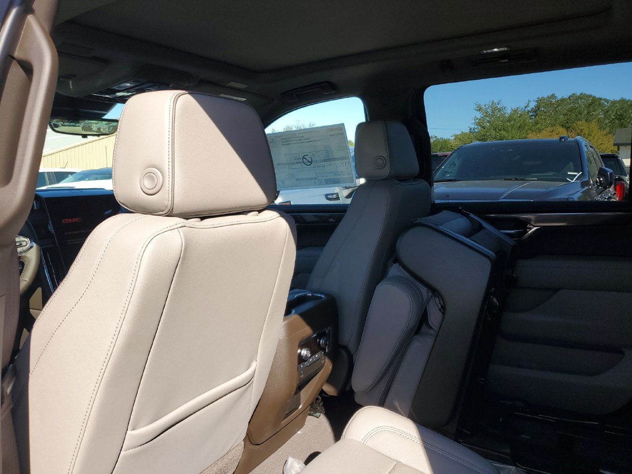 New 2027 GMC Yukon XL Elevation w/ Elevation Preferred Package RWD image 10