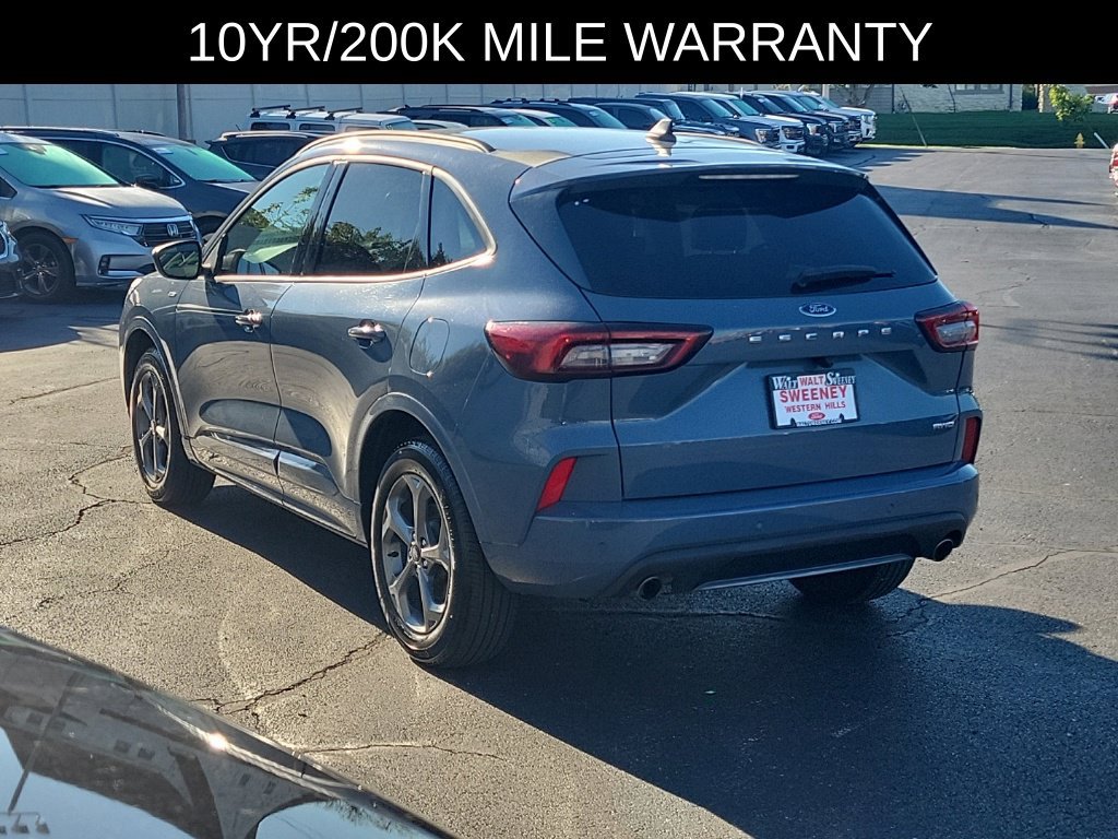 Certified 2024 Ford Escape ST-Line w/ Tech Pack #1 AWD/4WD image 3