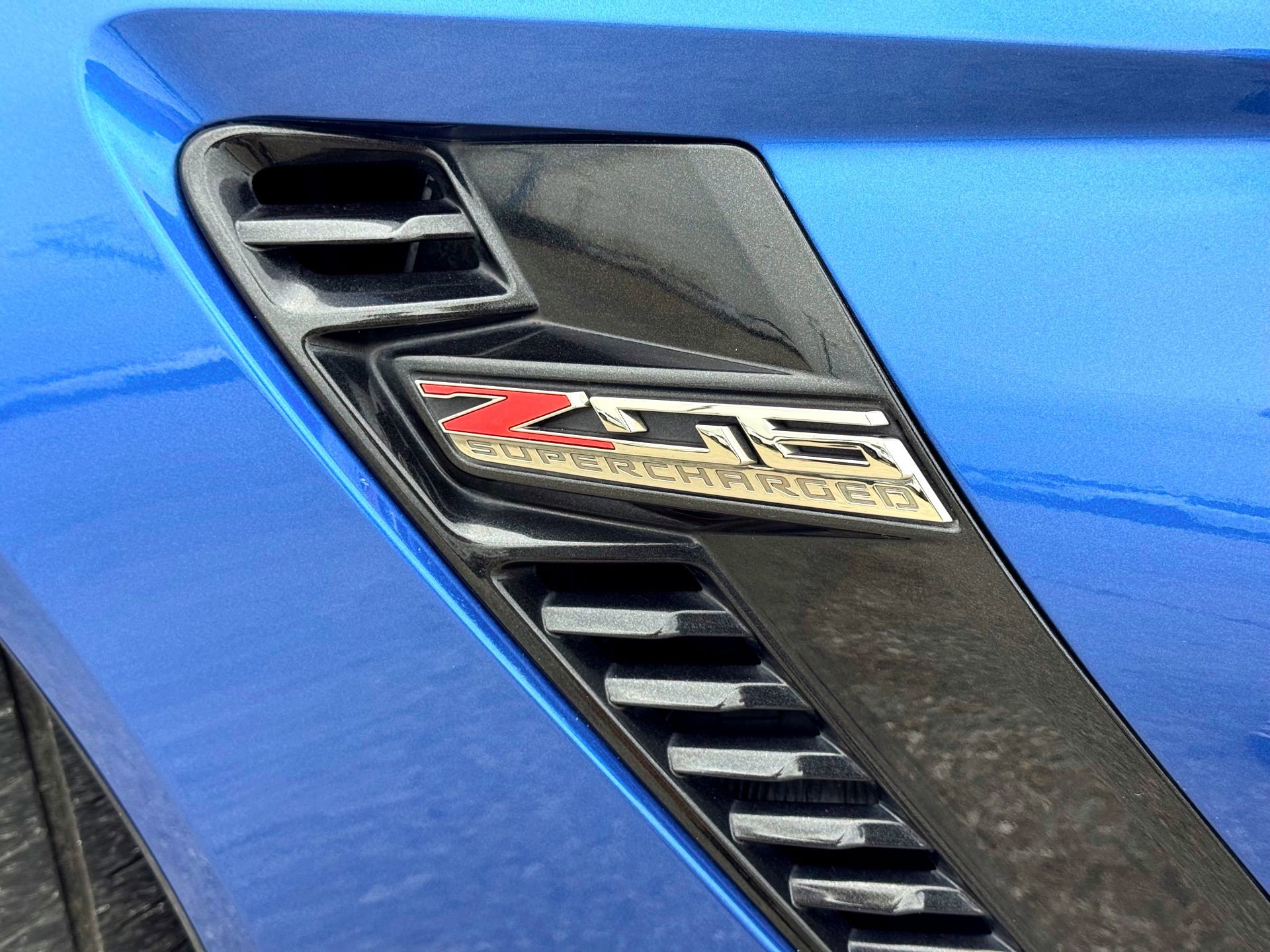 Used 2016 Chevrolet Corvette Z06 RWD image 3