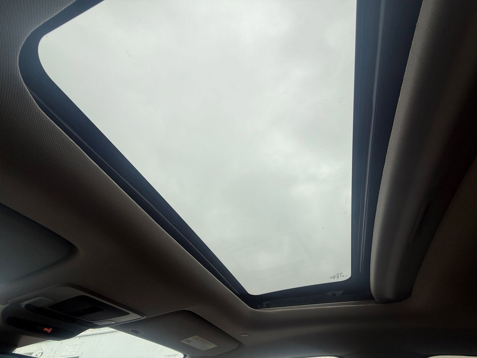 Used 2025 Honda HR-V EX-L image 29