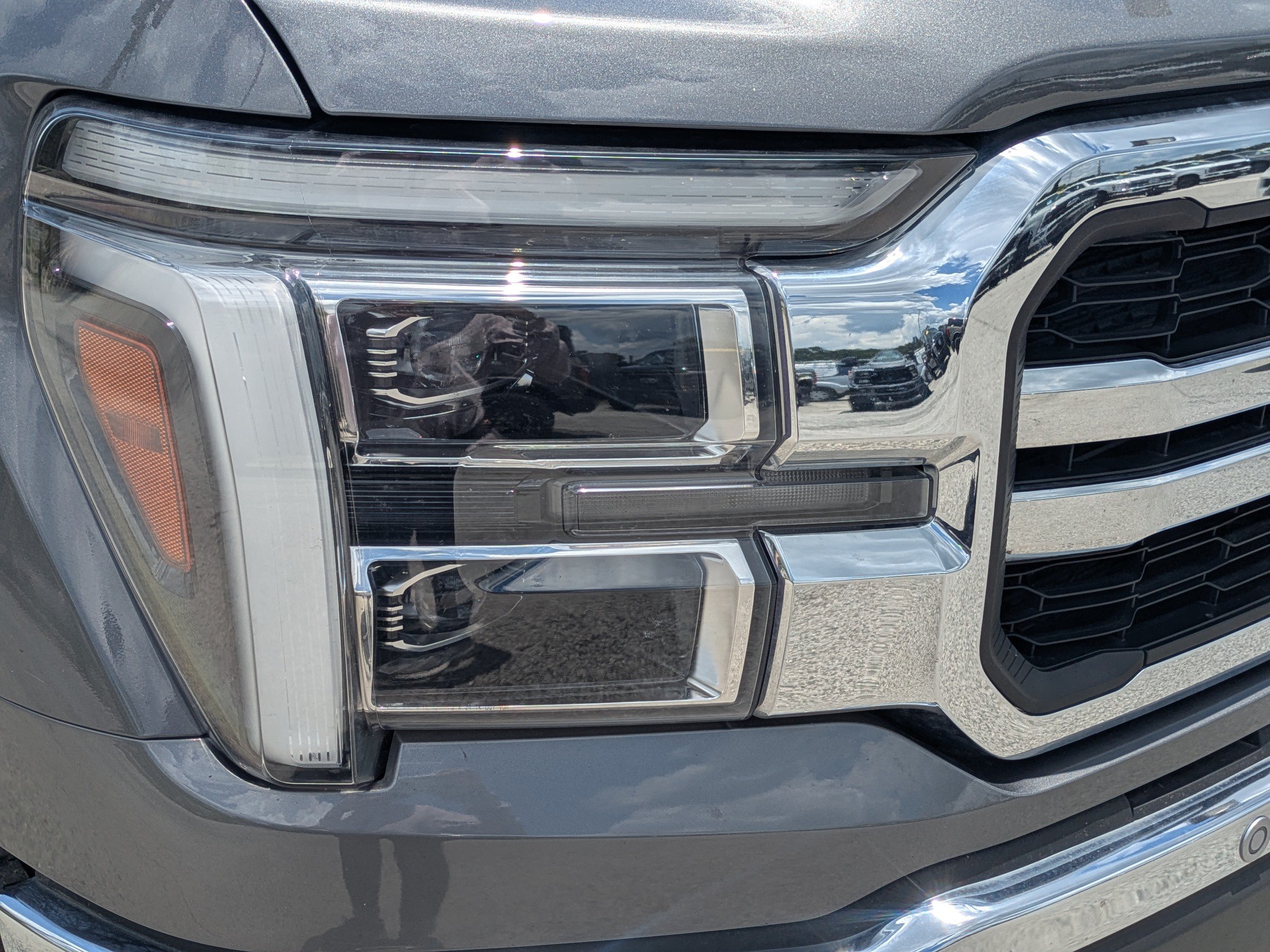 Used 2025 Ford F150 Lariat AWD/4WD image 10