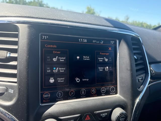 Used 2018 Jeep Grand Cherokee Trailhawk w/ Trailhawk Luxury Group AWD/4WD image 27