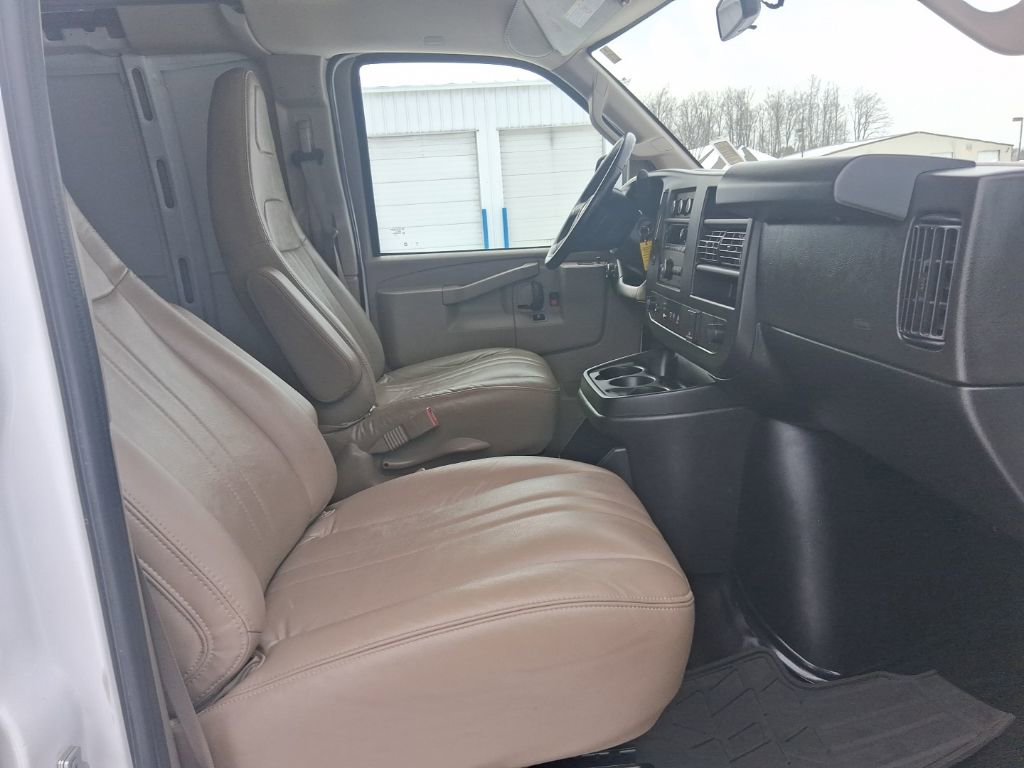 Used 2023 Chevrolet Express 2500 w/ Driver Convenience Package image 15